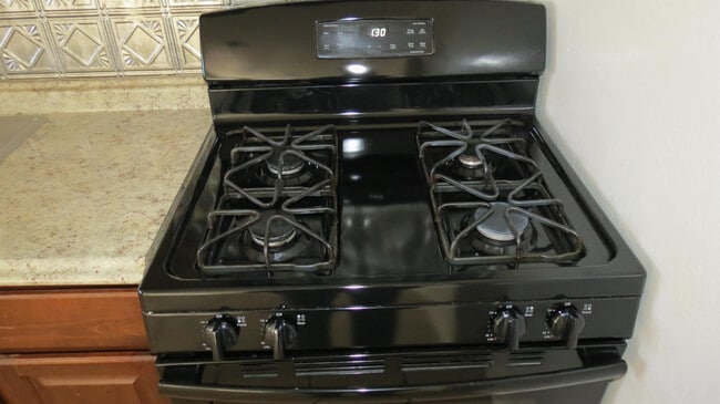 Photo - 4329 N Longview Ave Unit 2