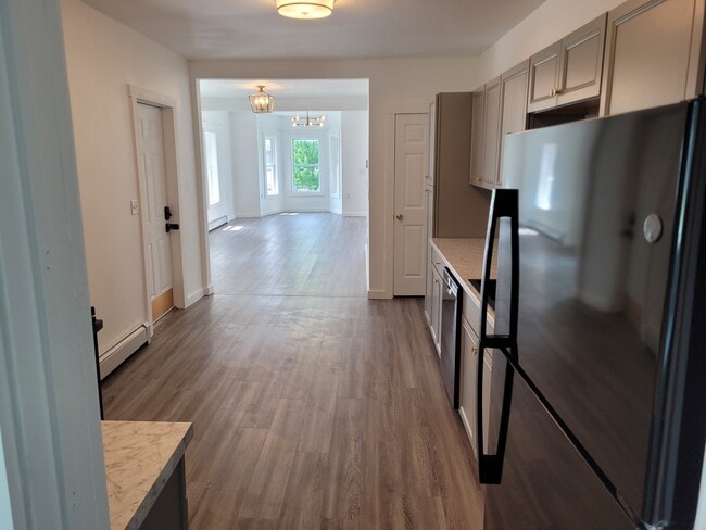 Photo - 137 Federal St