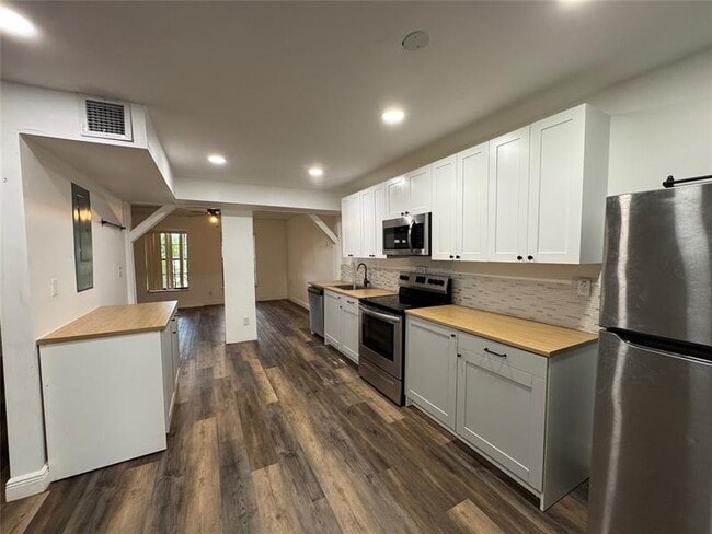 Photo - 53 Ann Lee Ln