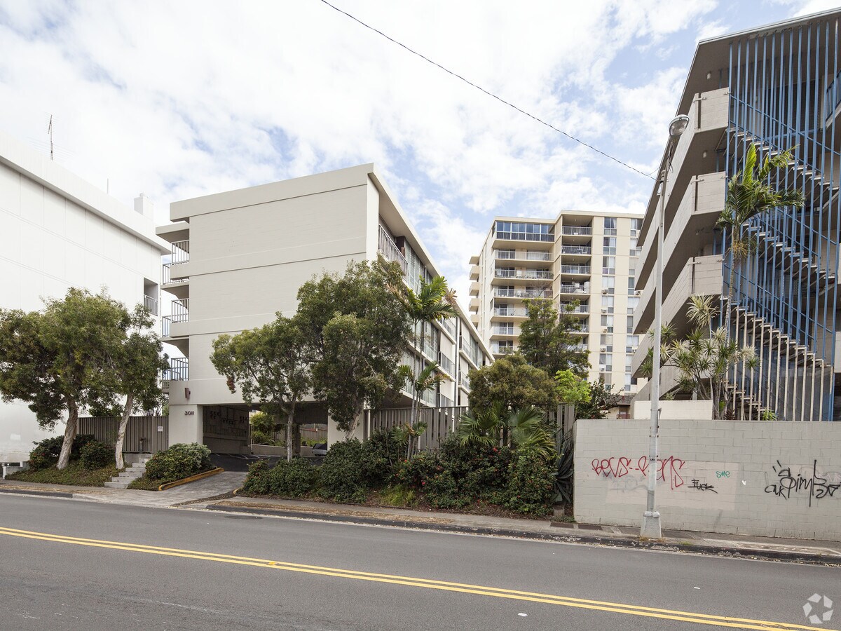 Photo - 3011 Ala Ilima St