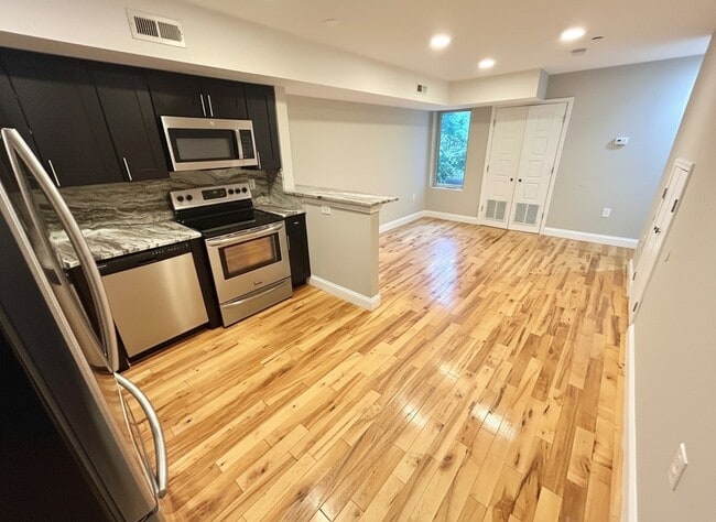 Photo - 443 Wiota St Unidad B