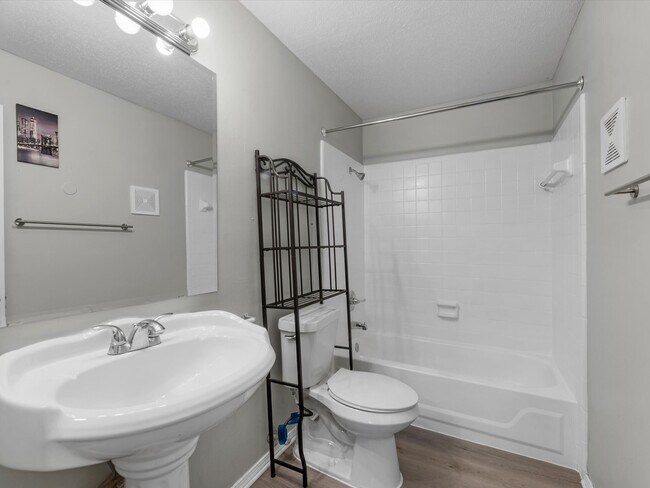 9700 Leawood Blvd Unit 706