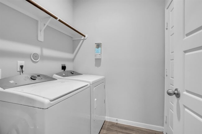 Photo - 27108 Kestrel Trl