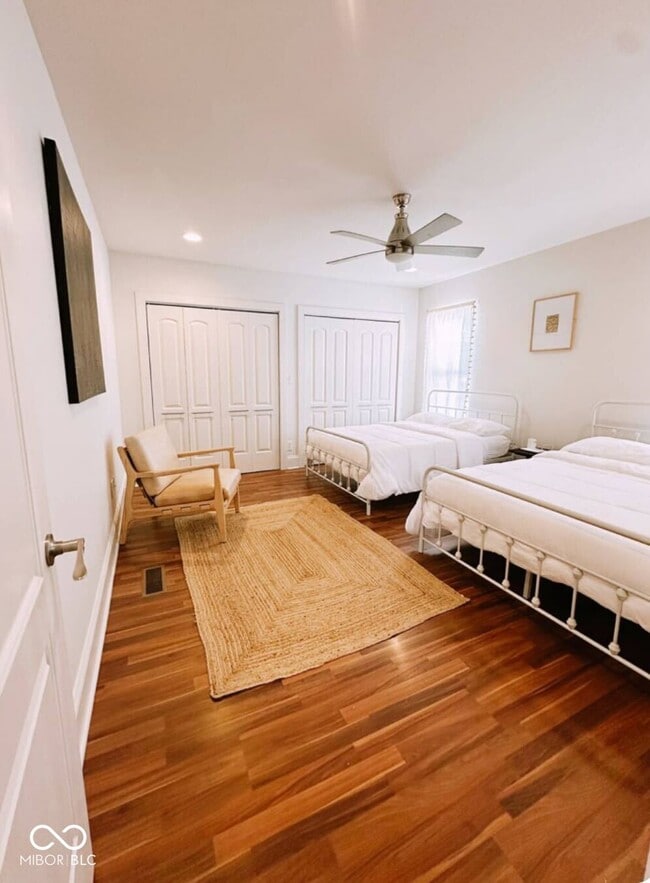 Photo - 1063 Hosbrook St Unit B