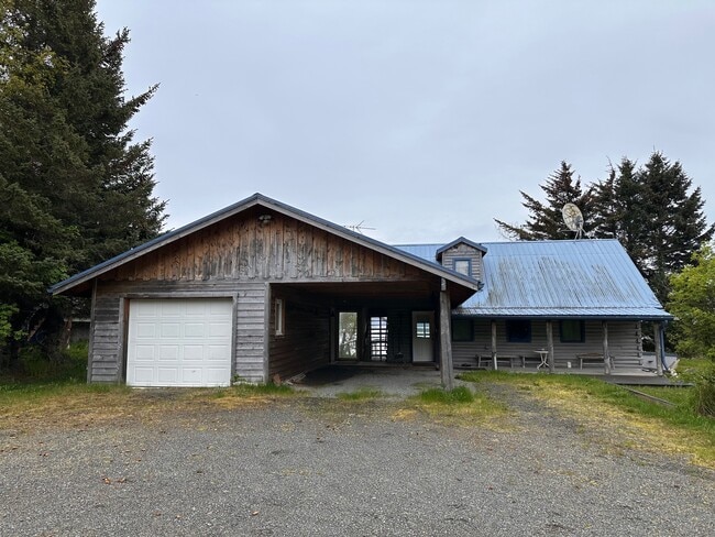 Building Photo - 2913 Kachemak Dr Rental