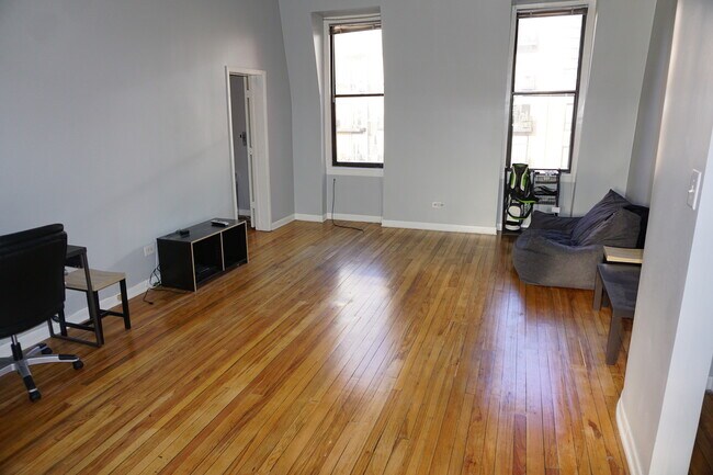 Photo - 1312 S Wabash Ave