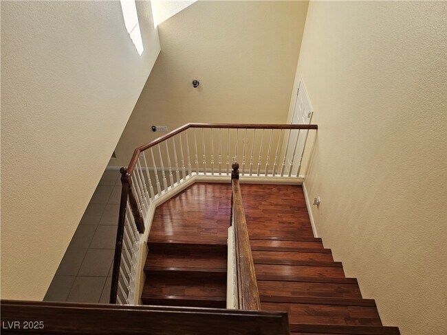 Photo - 3732 Shimmering Creek Ave