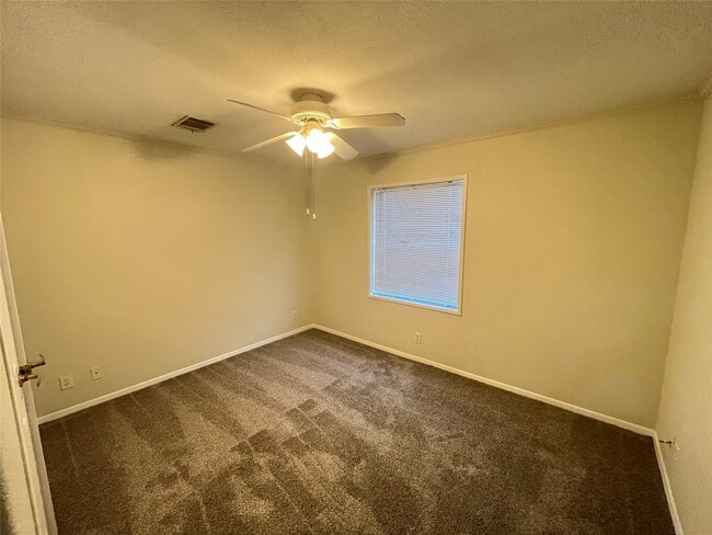 Photo - 10214 Berrybriar Ln