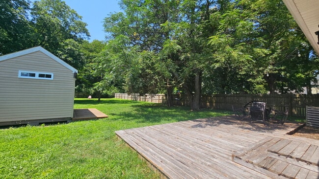 Photo - 2612 Hemple St