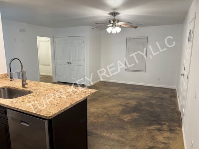 Photo - 1035 County Rd Unit County Rd  3 - 1035