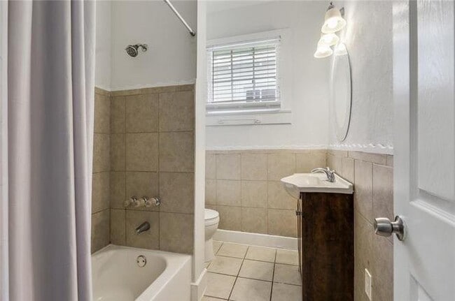 Photo - 3432 Danneel St Unit 3434