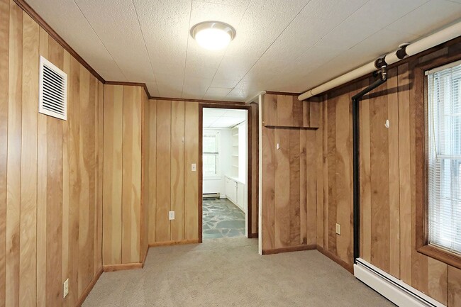 Photo - Pet-Friendly Fry's Spring Basement Apartment Unidad B