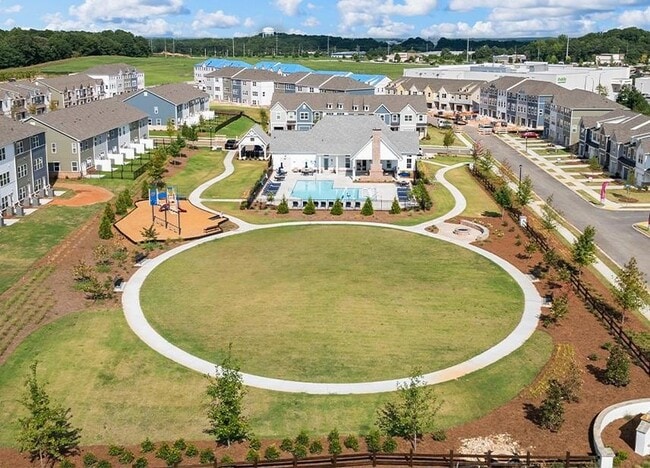 Building Photo - 12250 Town Center Dr Rental