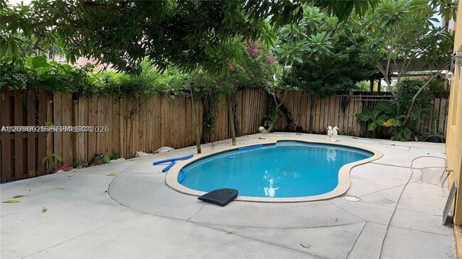 15809 SW 60th Terrace
