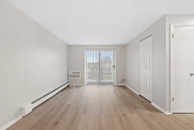 Photo - Clifton Park & Clifton House