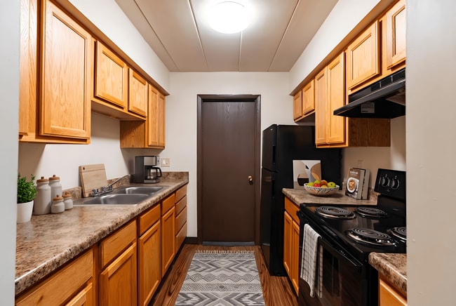 Photo - Highland Manor Apartments