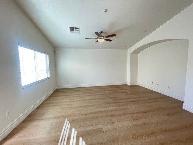 Photo - Carry Over Showing: This property has been...