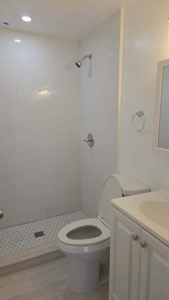 Photo - 212 NW 11th Ave