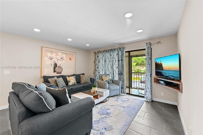 Photo - 812 Sky Pine Way Unit C2