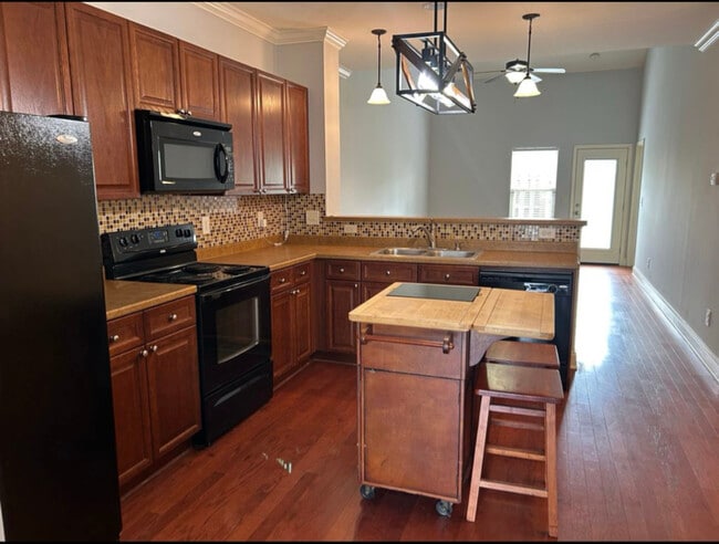 Photo - 735 Tulip Grove Rd