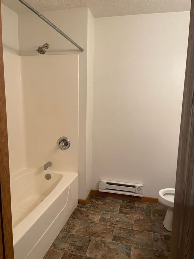 Photo - The Meadows (Amy Dr)