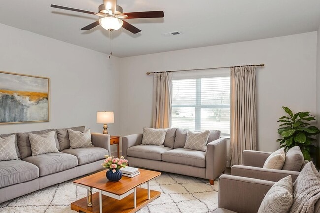 Photo - 189 Cherry Laurel Dr