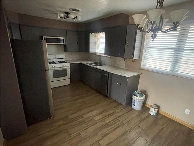 Photo - 1019 N Randall Rd