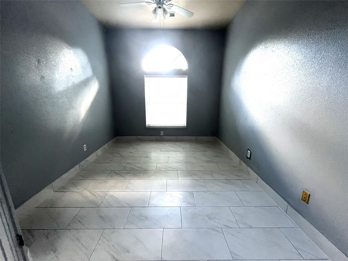 Photo - 2318 Pheasant Creek Dr