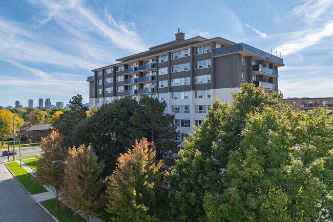 Photo - 4866 Bathurst Street Apartments