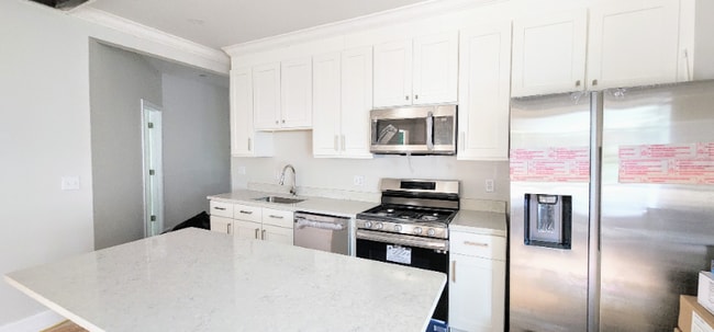 Photo - 12 Woodford St