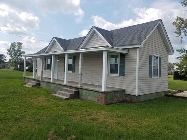 Building Photo - 7686 US-13