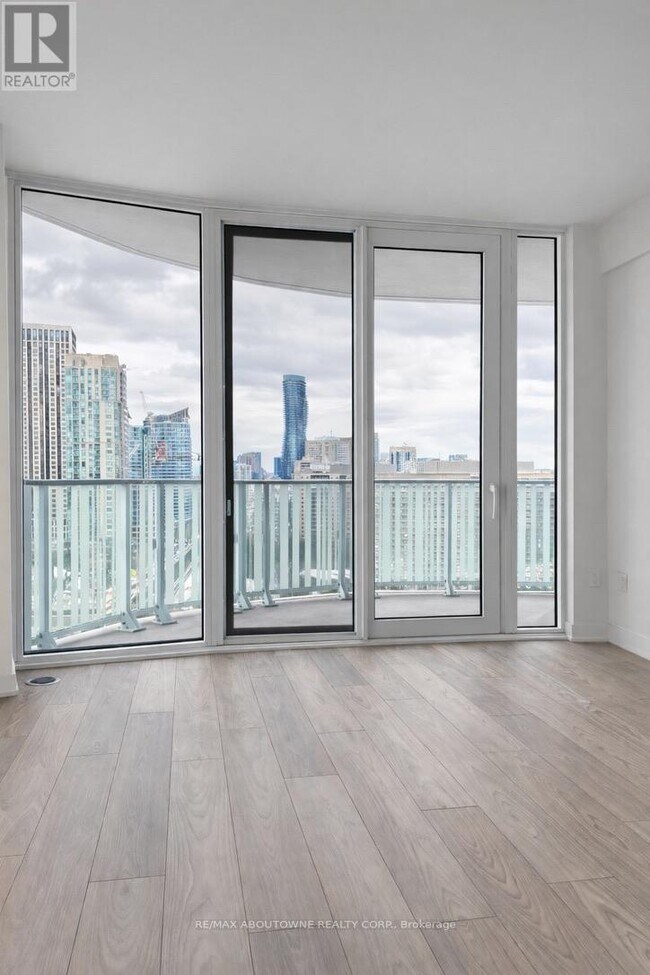 Photo - 1 Fairview Rd E Unit 1709