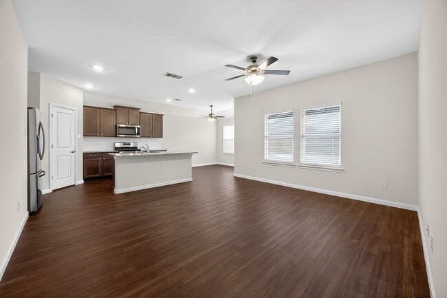 Photo - Beautiful Open-Concept Home with Washer/Dryer Included & Private Yard in Princeton