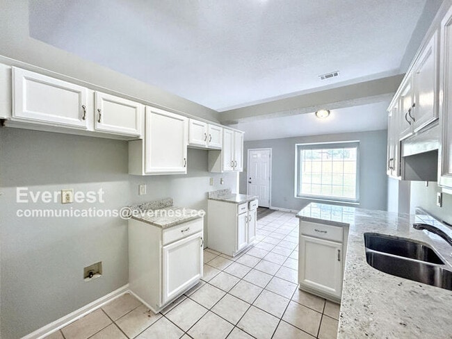 Photo - Spacious 3 Bed, 2 Bath / Pet-Friendly / Coming Soon!