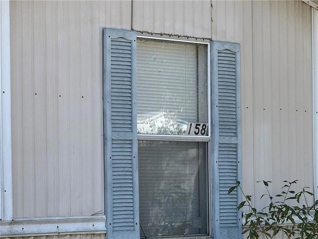 Photo - 64096 Mangano Rd