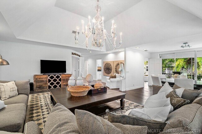 Photo - 11823 Pebblewood Dr