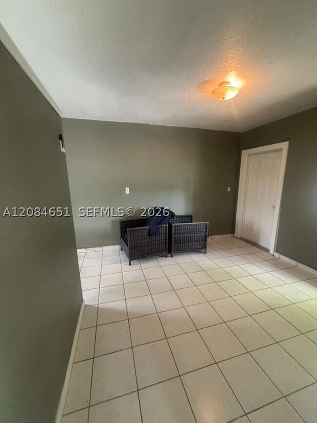 1167 NW 112th St Unit A