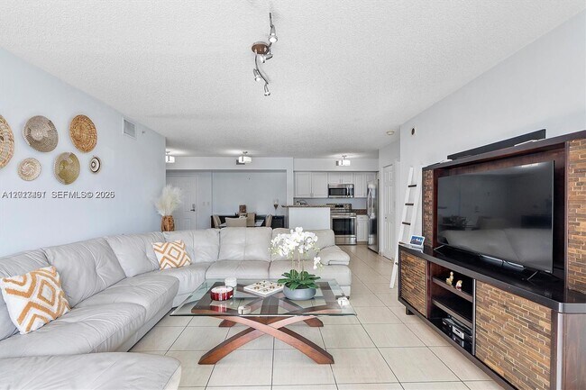 Photo - 1155 Brickell Bay Dr Unit 603