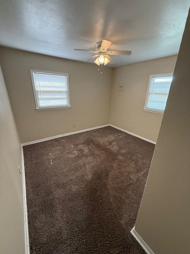 Photo - $0 First Month's Rent / $0 Deposit at Move-in