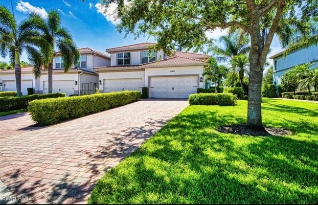 Building Photo - 17451 Old Harmony Dr Unit 102