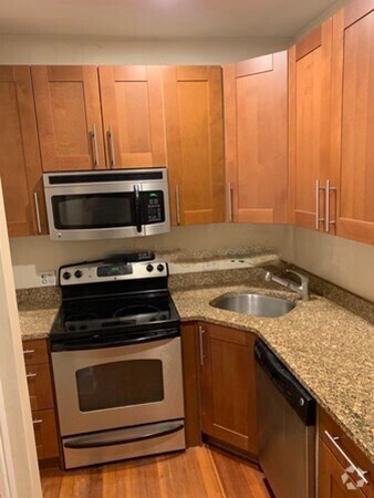 Building Photo - 55 Magazine St Unit 38 Rental