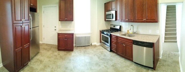 Photo - 3757 Cresson St