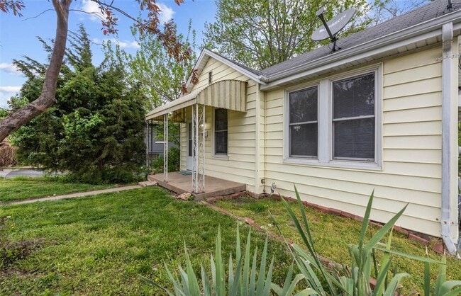 Photo - 9219 Bristol Ave