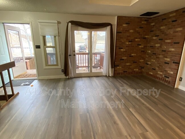 Photo - 1150 N 18th St