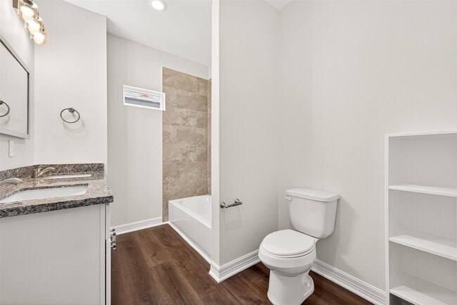 Photo - 418 N 4th St