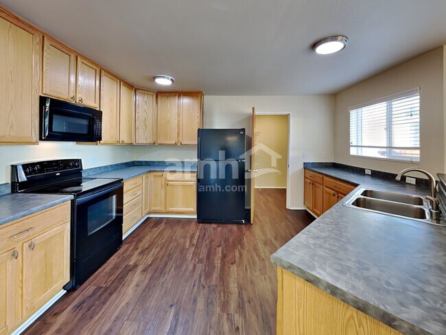 Photo - 18510 94th Ave E