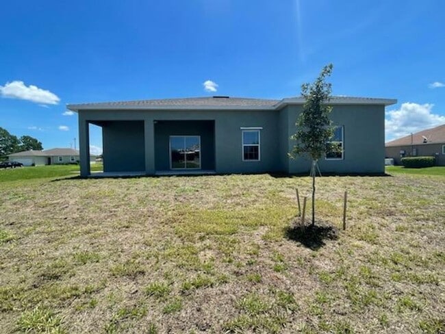 4/2 Single Family Home