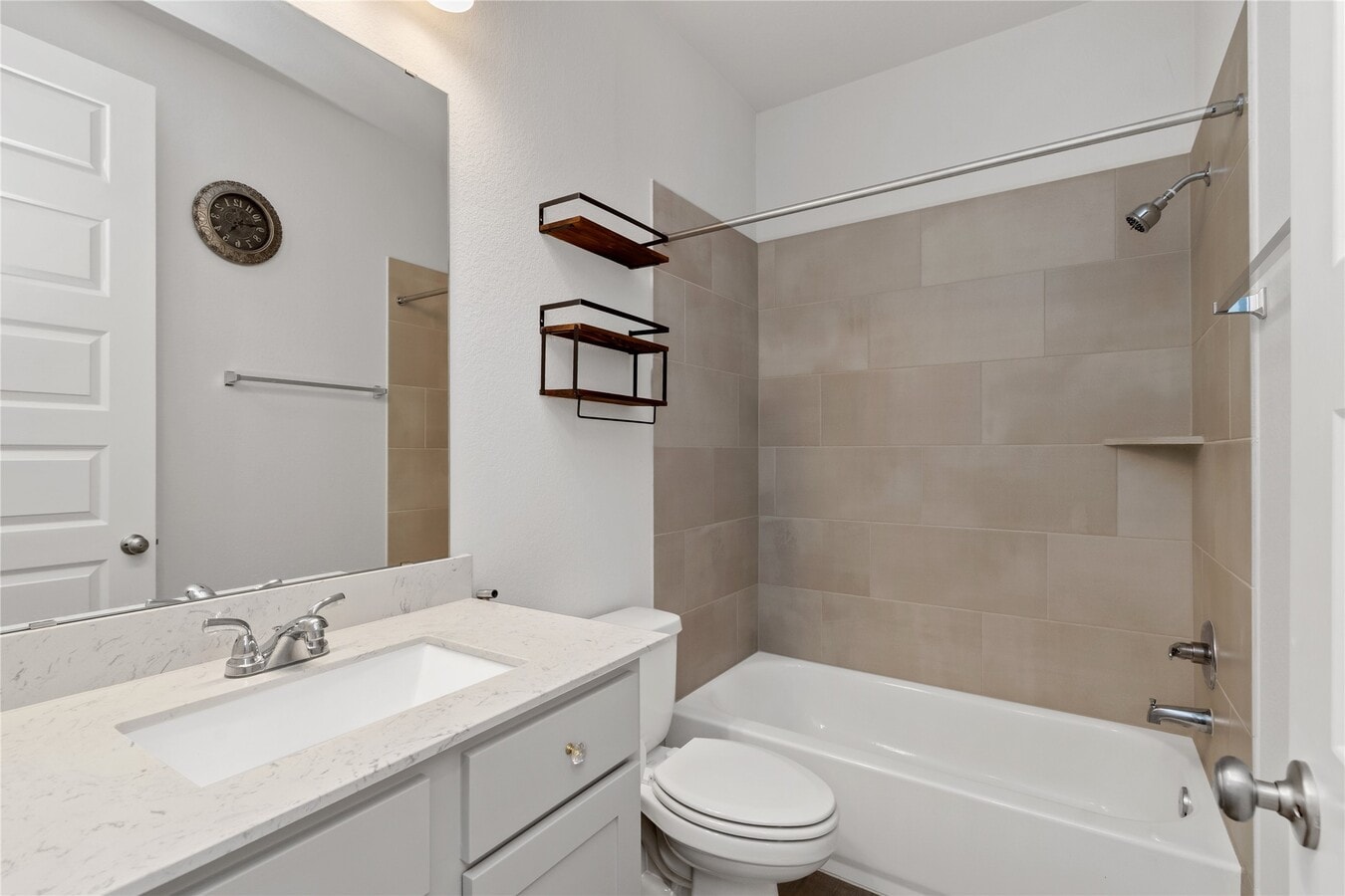 Photo - 5030 Morrison Dr