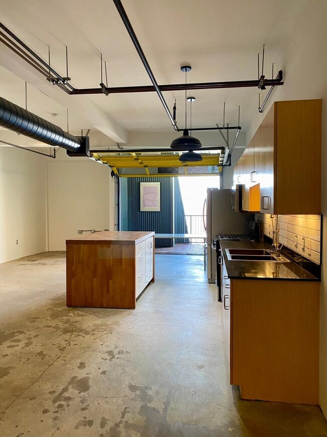 Photo - 200 N San Fernando Rd Unit 519