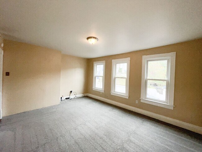 Photo - 2641 S 18th St Unit Apt 2